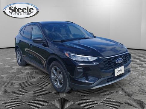 Used 2025 Ford Escape ST-Line AWD/4WD image 3