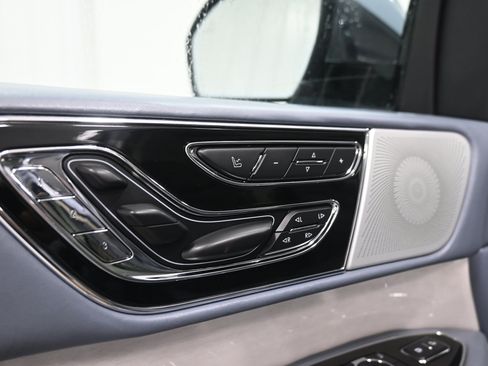 Used 2019 Lincoln Navigator L Black Label AWD/4WD image 23