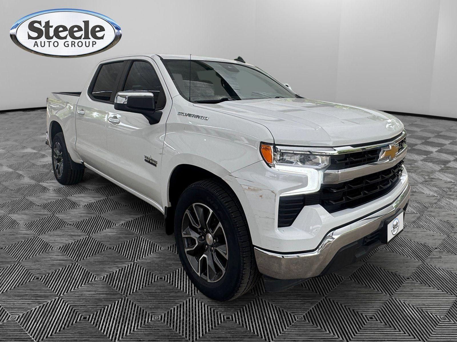 Used 2023 Chevrolet Silverado 1500 LT w/ Protection Package RWD image 7