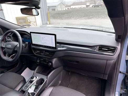 Used 2024 Ford Escape ST-Line Select w/ Tech Pack #2 image 30