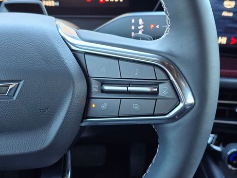 Used 2025 Chevrolet Traverse Z71 w/ Enhanced Driving Package image 31