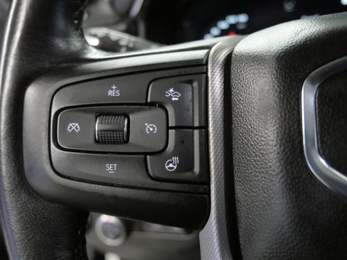 Used 2022 GMC Yukon Denali w/ Denali Premium Package image 28