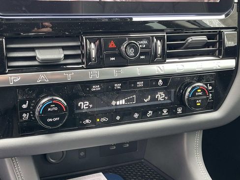 New 2026 Nissan Pathfinder Platinum w/ Lighting Package AWD/4WD image 29