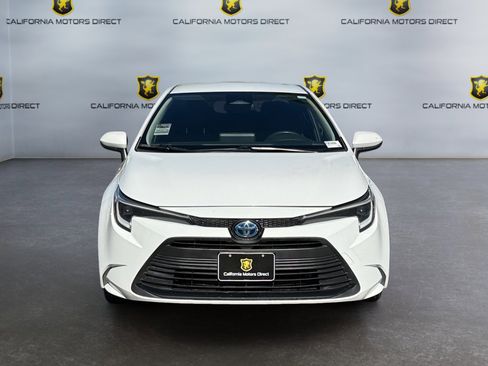 Used 2023 Toyota Corolla LE w/ Carpet Mat Package (TMS) image 8