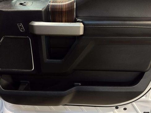 Used 2016 Ford F150 Lariat AWD/4WD image 10