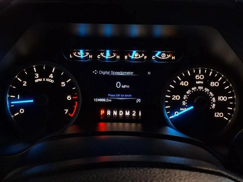 Used 2017 Ford F150 XLT w/ Equipment Group 302A Luxury AWD/4WD image 23