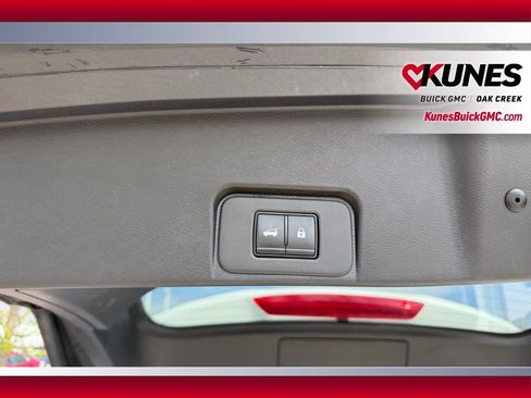 Used 2025 Nissan Rogue SV AWD/4WD image 4