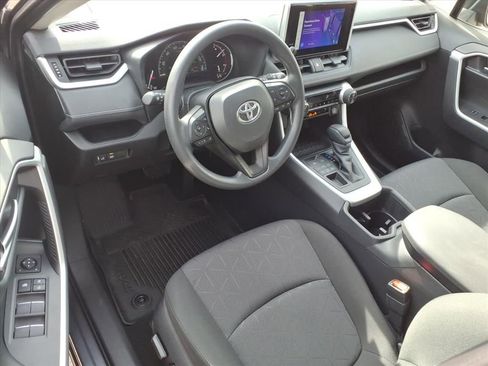 Certified 2025 Toyota RAV4 XLE image 16