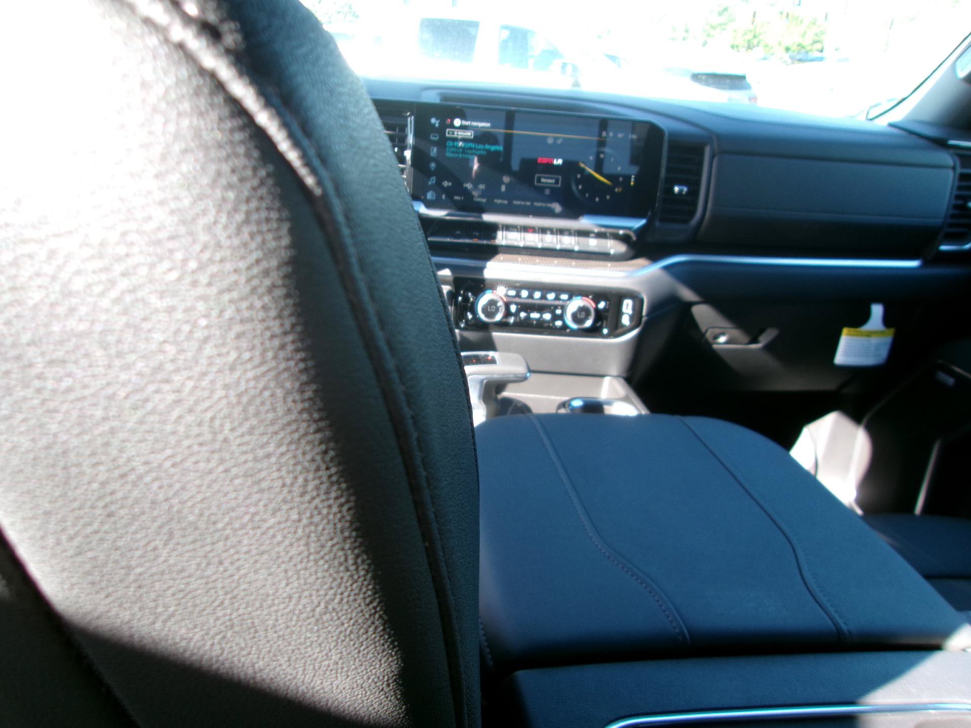 New 2026 Chevrolet Silverado 1500 RST w/ RST All Star Premium Package AWD/4WD image 15