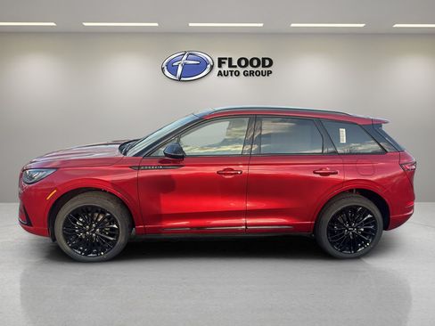 New 2026 Lincoln Corsair Premiere image 4