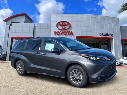New 2025 Toyota Sienna XLE
