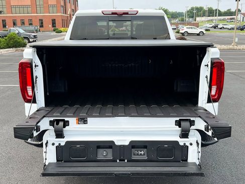 Used 2024 GMC Sierra 1500 AT4X image 15