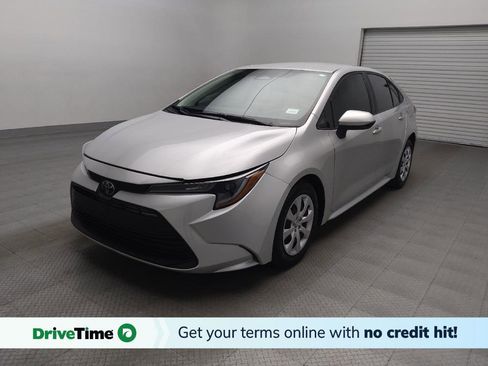 Used 2024 Toyota Corolla LE image 1