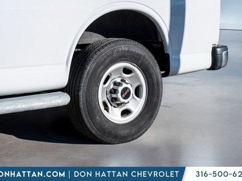 Used 2024 GMC Savana 2500 Work Van w/ Driver Convenience Package image 40