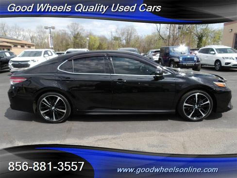 Used 2018 Toyota Camry XSE w/ Audio Package image 4