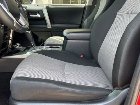 Used 2024 Toyota 4Runner SR5 AWD/4WD image 10