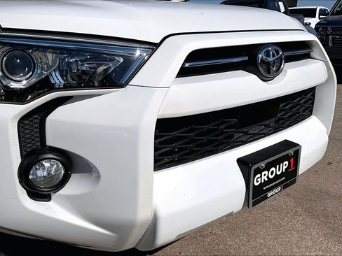 Used 2020 Toyota 4Runner SR5 Premium image 29