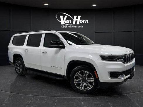 Used 2024 Jeep Wagoneer L 4WD w/ Premium Group I image 1