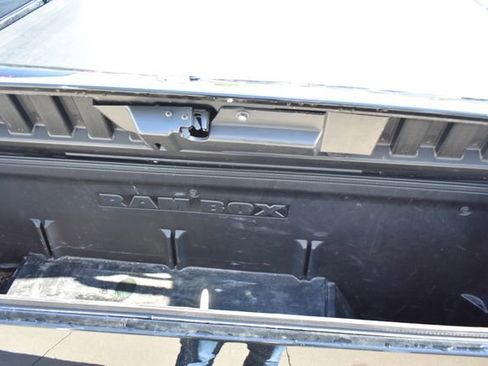 Used 2021 RAM 1500 Classic SLT w/ Electronics Convenience Group AWD/4WD image 50