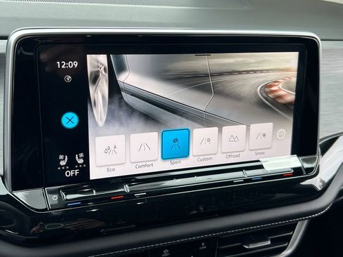 New 2026 Volkswagen Atlas Cross Sport SE AWD/4WD image 26