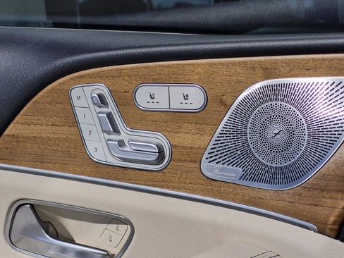 Used 2022 Mercedes-Benz GLE 350 image 25