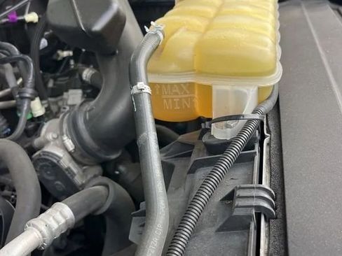 Used 2019 Ford F150 XL w/ Equipment Group 101A Mid AWD/4WD image 19