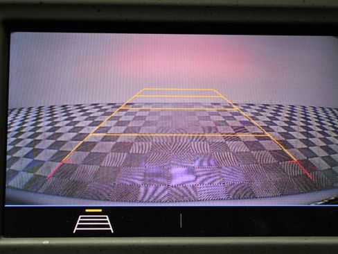 Certified 2021 Chevrolet Equinox LT image 4