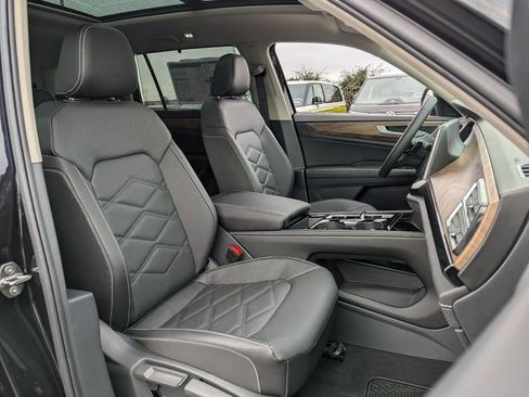 New 2026 Volkswagen Atlas SE AWD/4WD image 37