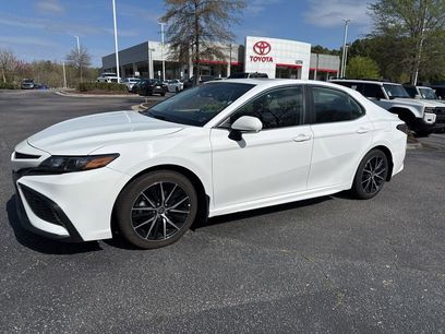 Used 2024 Toyota Camry SE w/ Cold Weather Package