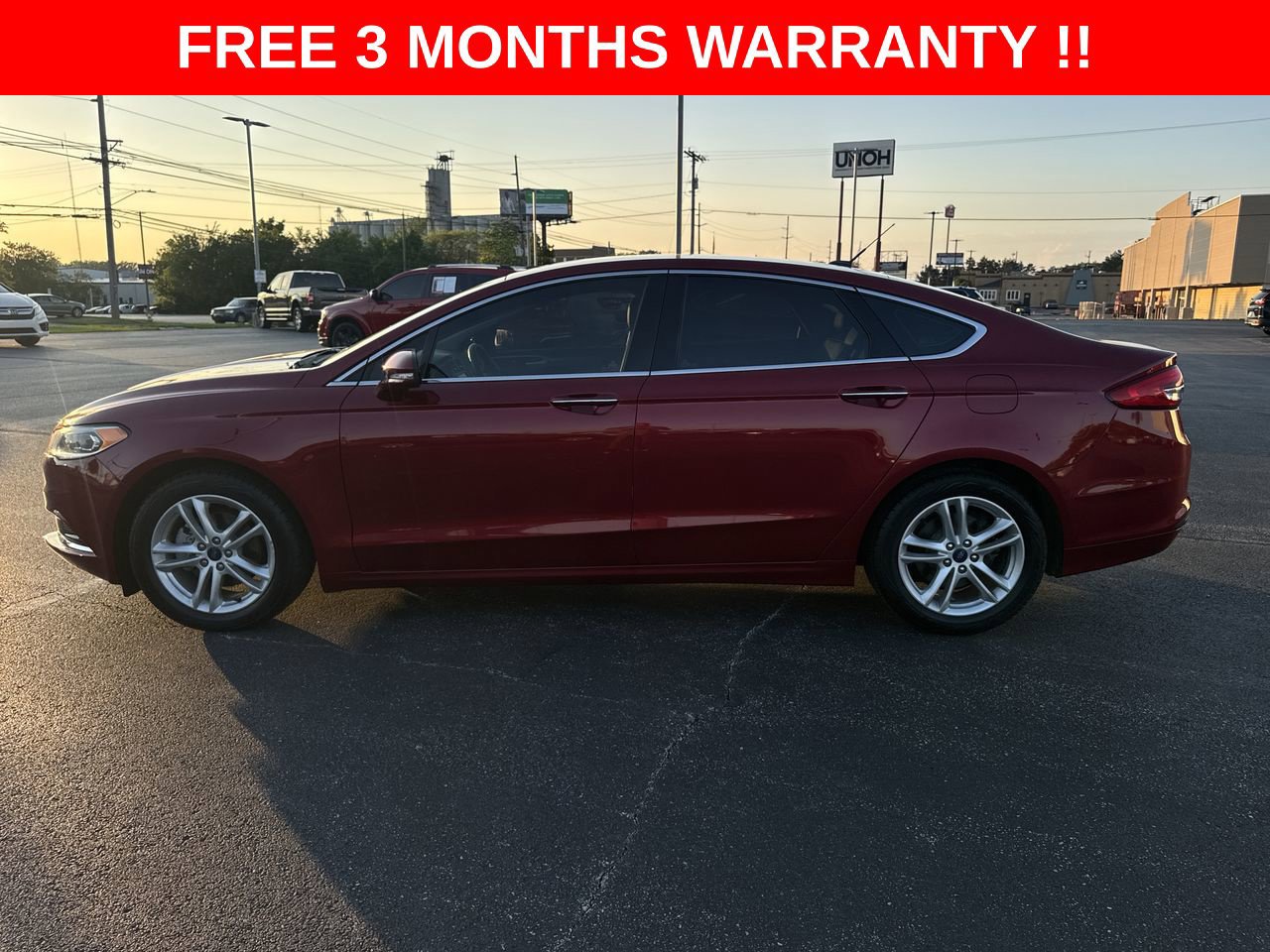 Used 2018 Ford Fusion SE w/ Fusion SE Technology Package FWD image 25