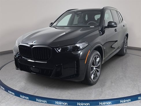 New 2026 BMW X5 xDrive40i w/ M Sport Package image 1