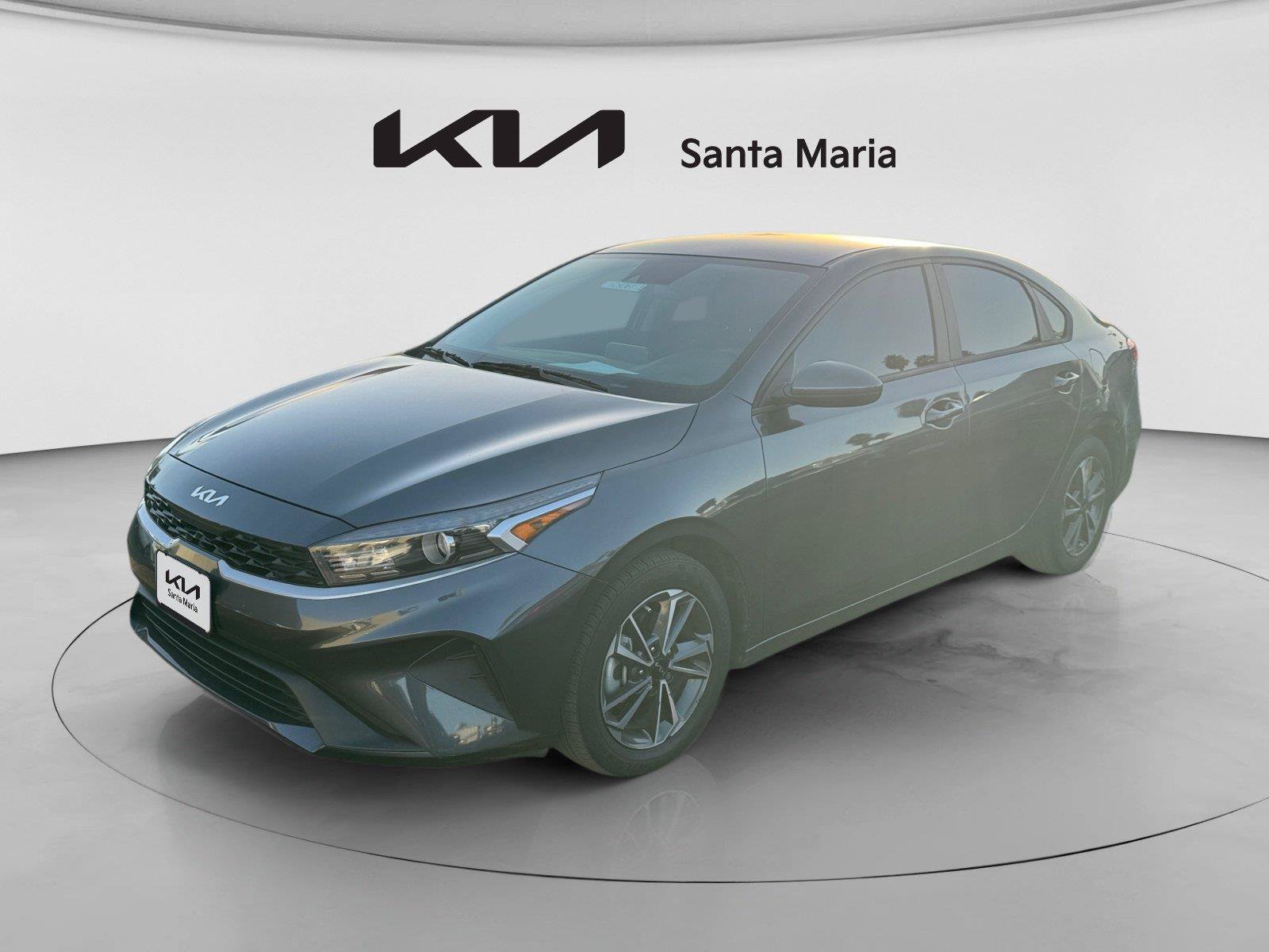 Certified 2023 Kia Forte LXS FWD image 1