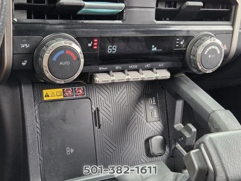 Used 2025 Toyota 4Runner 4WD image 23
