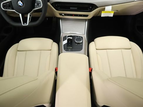 New 2026 BMW 330i Sedan w/ M Sport Package image 17