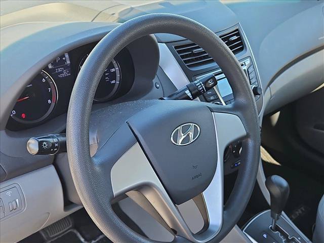 Used 2016 Hyundai Accent SE FWD image 10