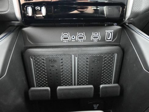 Used 2026 RAM 1500 Laramie w/ Night Edition AWD/4WD image 33