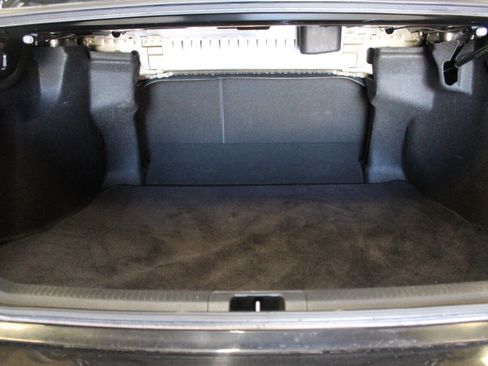 Used 2022 Toyota Camry SE image 13