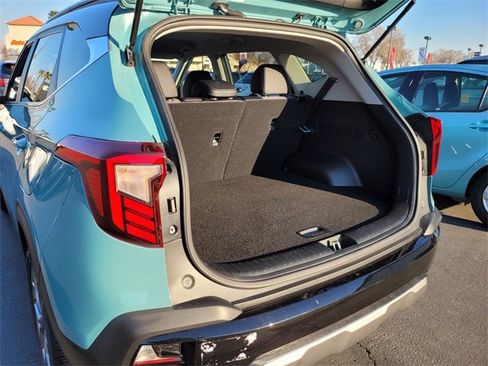 Used 2024 Kia Seltos S image 27