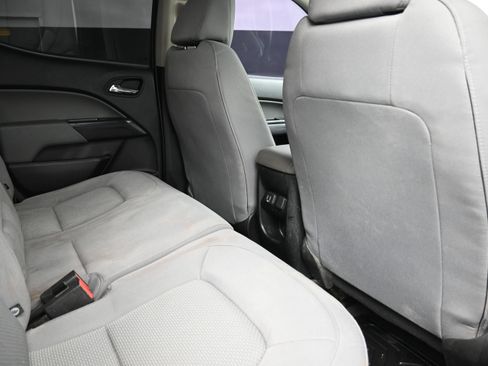 Used 2020 Chevrolet Colorado LT AWD/4WD image 25