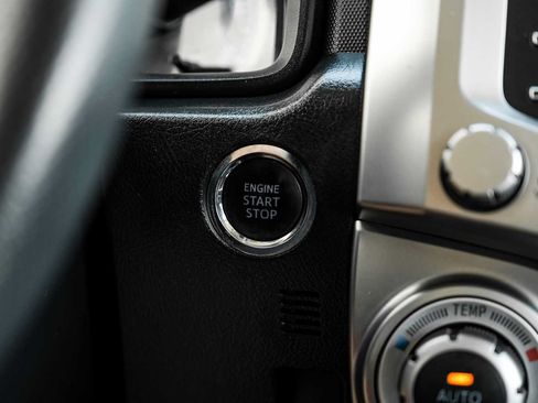 Used 2021 Toyota 4Runner Limited RWD image 21