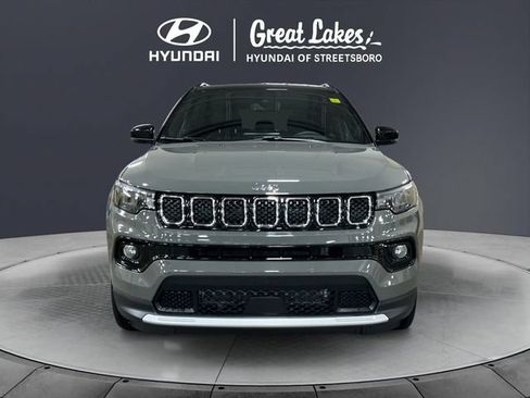 Used 2023 Jeep Compass Limited AWD/4WD image 9