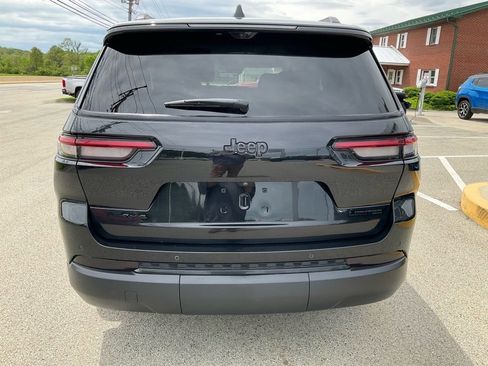 Used 2023 Jeep Grand Cherokee L Limited w/ Luxury Tech Group II image 4