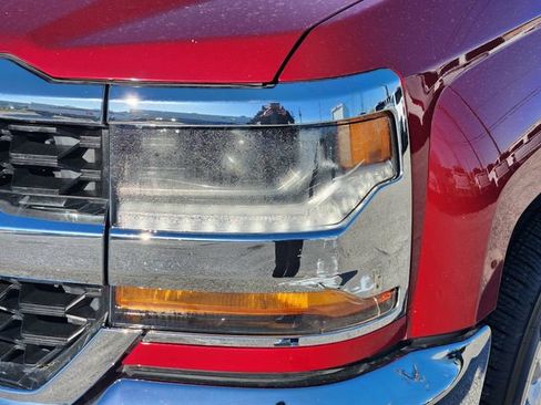 Used 2018 Chevrolet Silverado 1500 LT w/ Texas Edition image 9