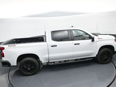 Used 2025 Chevrolet Silverado 1500 LT Trail Boss w/ Convenience Package II AWD/4WD image 37