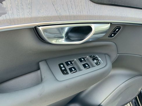 New 2026 Volvo XC90 B5 Ultra w/ Protection Package image 12