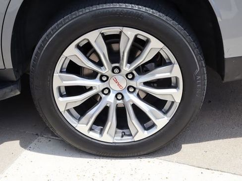 Used 2022 GMC Yukon Denali AWD/4WD image 29