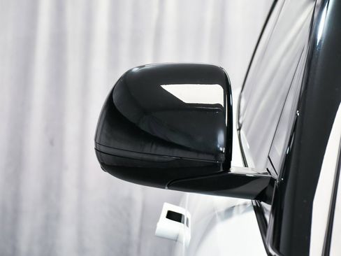 Used 2024 Land Rover Range Rover Sport Dynamic SE image 77