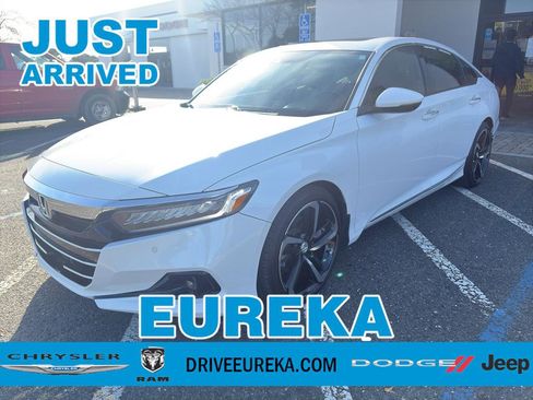 Used 2022 Honda Accord Touring image 1