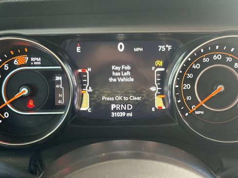 Used 2021 Jeep Wrangler Unlimited Sport AWD/4WD image 33