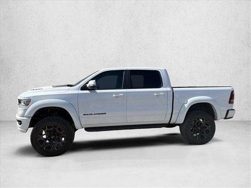 Used 2022 RAM 1500 Laramie AWD/4WD image 2